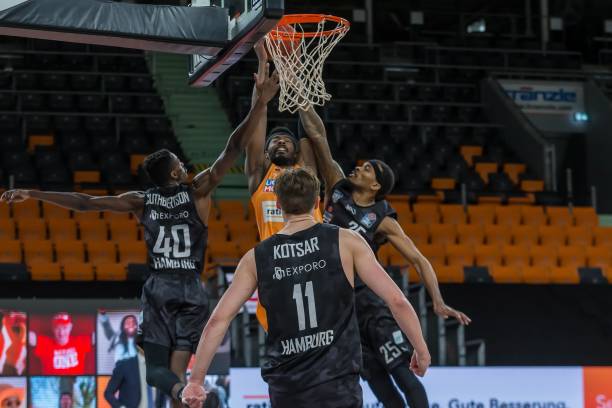 业内评估崔 业内评估崔