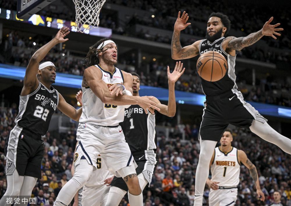 另一方面 另一方面