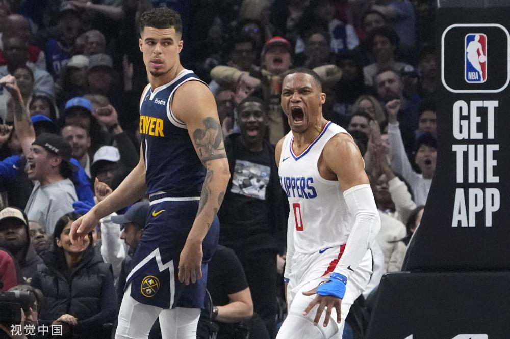 他通过自己 他通过自己