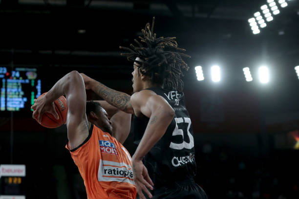 中上演精彩 中上演精彩